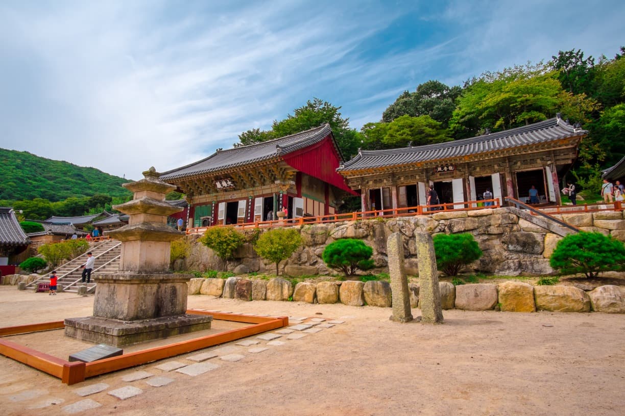 Yeongdo-gu: explore Busan's most authentic island district!