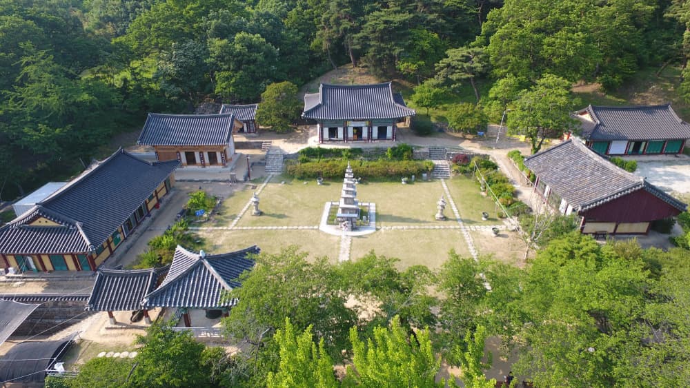 Magoksa Temple
